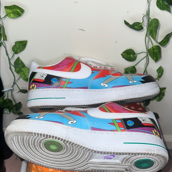 Nike Men’s Ruohan Wang x Nike Air Force 1 Low - Picture 8 of 10